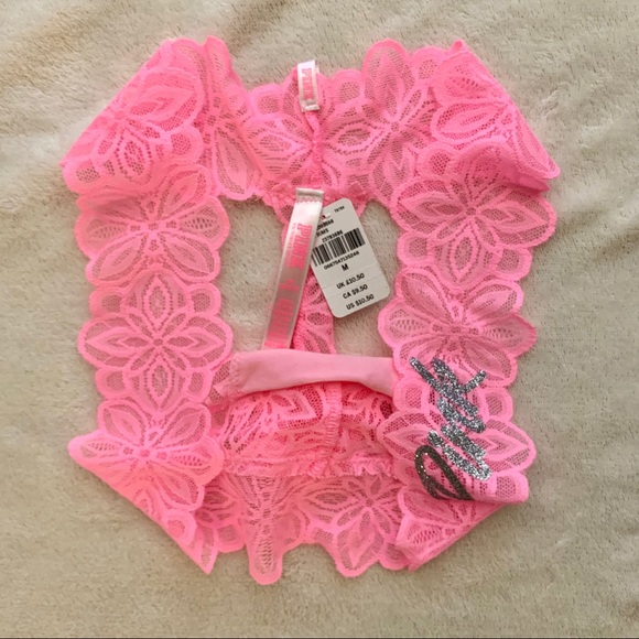 VS PINK All Over Lace Thong Panty - Picture 4 of 4